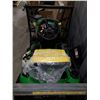 Image 7 : NEW John Deere S100 42inch deck 17.5hp hydro lawn tractor - new in crate but steering wheel slightly