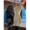 Image 2 : Sketchers Women's Sz 10 Black Runner