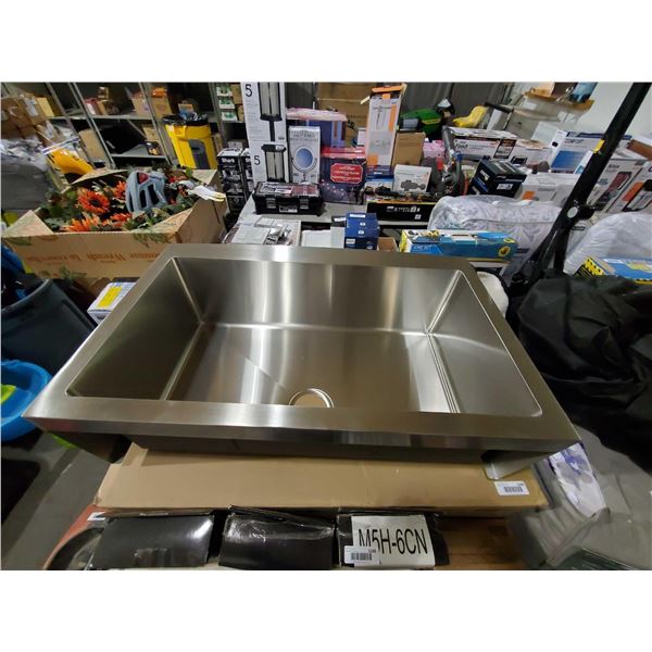 Hahn Farmhouse Rectangular Kitchen Sink - Single Bowl - 33-in - Stainless Steel