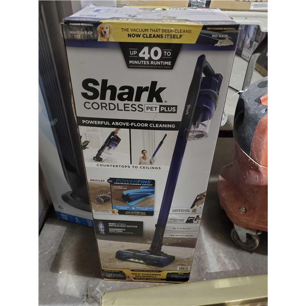 Shark Cordless Pet Plus Vaccum HighSpeed Brushless Motor