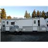 Image 10 : 0C --  2005 SPRINGDALE BY KEYSTONE APX 30FT TRAVEL TRAILER