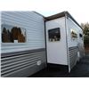 Image 27 : 0C --  2005 SPRINGDALE BY KEYSTONE APX 30FT TRAVEL TRAILER