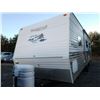 Image 4 : 0C --  2005 SPRINGDALE BY KEYSTONE APX 30FT TRAVEL TRAILER