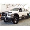 Image 2 : G1 --  2002 FORD F250 SUPER DUTY EXT CAB 4X4, White, 251629 KM