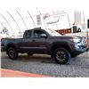 Image 12 : C6D --  2016 TOYOTA TACOMA ACCESS CAB 4X4, Grey, 195236 KM