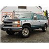 Image 2 : F2 --  1994 CHEVROLET 2500 LONG BOX, Green, 288713 KM