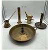 Image 1 : Lot of brass decorative pieces, mortar and candlestick holders