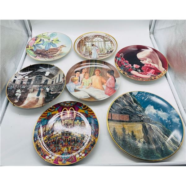 Decorative plate lot of 7
