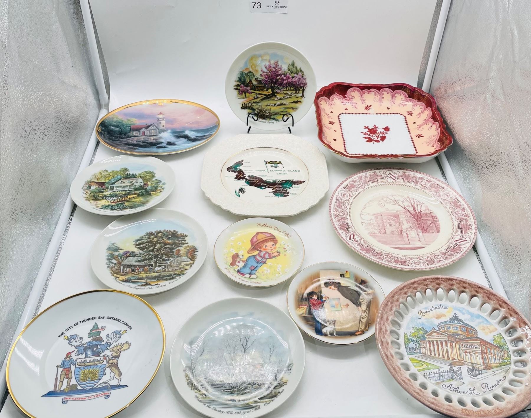 Lot of Collectors Plates, 12 pcs Beck Auctions Inc.