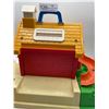Image 3 : Vintage 1980s Fisher Price Little People School House #2550 Play Set