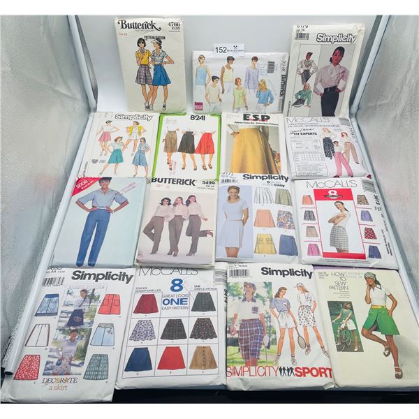 Lot of ladies sewing patterns 15 pcs