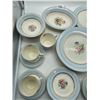 Image 3 : Antique Royal Windsor China dinner for 6