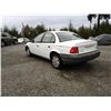 Image 19 : A11 --  1998 SATURN SL1, White, 212924 KM  "NO RESERVE"