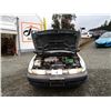 Image 36 : A11 --  1998 SATURN SL1, White, 212924 KM  "NO RESERVE"