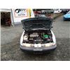 Image 37 : A11 --  1998 SATURN SL1, White, 212924 KM  "NO RESERVE"