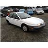 Image 8 : A11 --  1998 SATURN SL1, White, 212924 KM  "NO RESERVE"