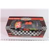 Image 2 : ERTL American Muscle Collector’s Edition Havoline Thunderbird 1:18 Scale Die Cast