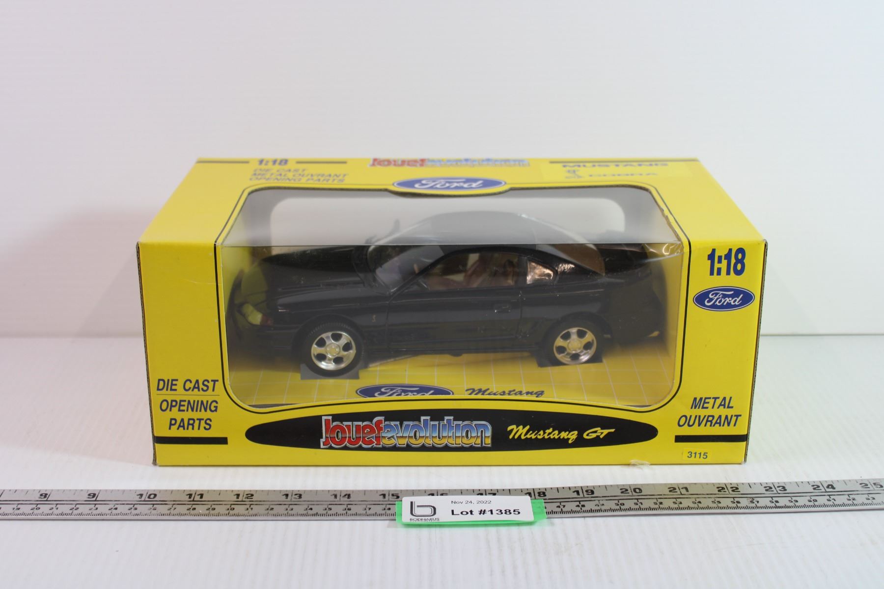 FORD MUSTANG GT Jaune JOUEF EVOLUTION 1:18 de reference FORD MUSTANG GT Jaune JOUEF EVOLUTION 1:18 de reference