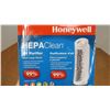 Image 2 : *Honeywell - Air Purifier (powers up)