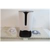 Image 1 : Pet Feeder (used-untested)