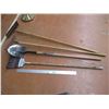 Image 1 : *Broom, shovel, (2) rakes