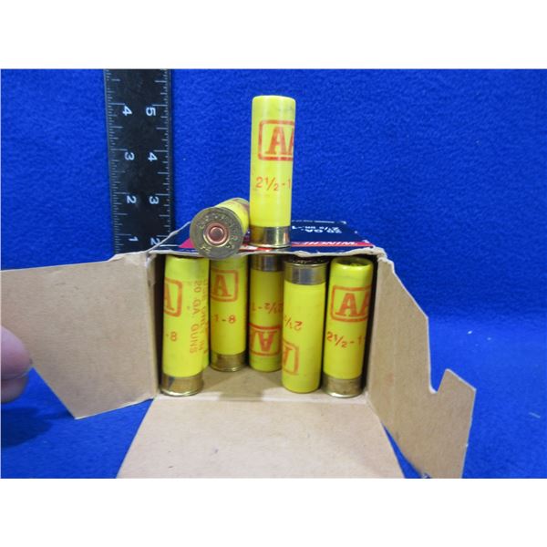 20 Ga 2 3/4" 8 Shot Winchester AA Shotshells - Box of 25