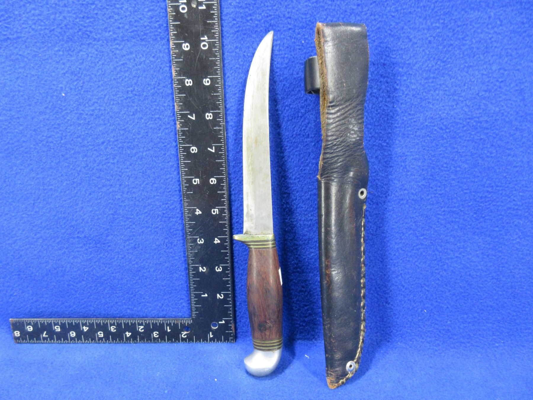 Frosts Mora Fixed Blade Knife with Sheath