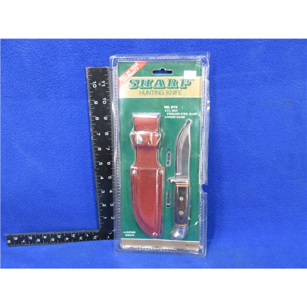 Sharp No. 675 Hunting Knife with Leather Sheath