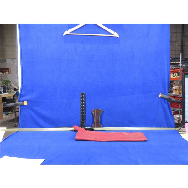 Unknown Bow with Quiver & Arm Guard - 60" Length