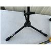 Image 3 : INSTRUMENT STANDS