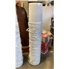Image 2 : 50 FOOD GRADE 20 LITER BUCKETS WITH SOME LIDS