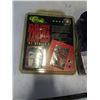 Image 2 : CANUCKS HOCKEY PUZZLE AND BASEBALL TRIVIA GAME