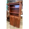 Image 2 : APPROX 6 FOOT GLASS DOOR CABINET