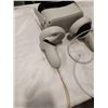 Image 2 : META QUEST 2 256GB VR HEADSET - TESTED WORKING, RETAIL $659