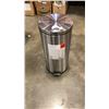 Image 1 : 30L STAINLESS STEP WASTE BIN