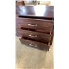 Image 2 : MODERN 6 DRAWER DRESSER
