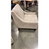 Image 2 : BEIGE ACCENT CHAIR