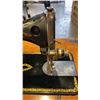 Image 8 : ANTIQUE TREADLE BASE SINGER SEWING MACHINE