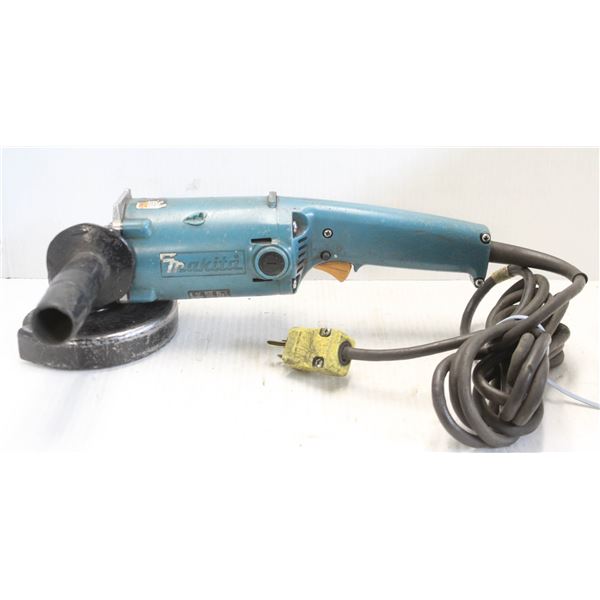 MAKITA 9005B 5" ANGLE GRINDER