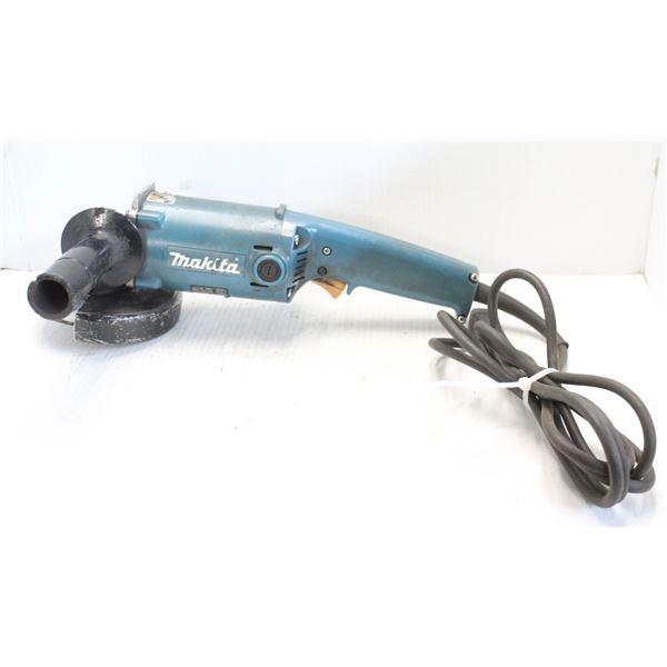 MAKITA 9005B 5" ANGLE GRINDER