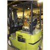 Image 2 : CLARK TMG20 GENESIS SERIES ELECTRIC FORKLIFT W/