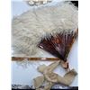 Image 2 : Georgian Fan Collection Velvet Peacock