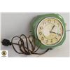 Image 1 : WESTCLOX CLOCK WORKING GREEN