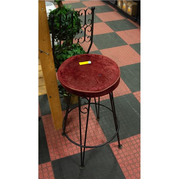 VINTAGE TALL METAL STOOL