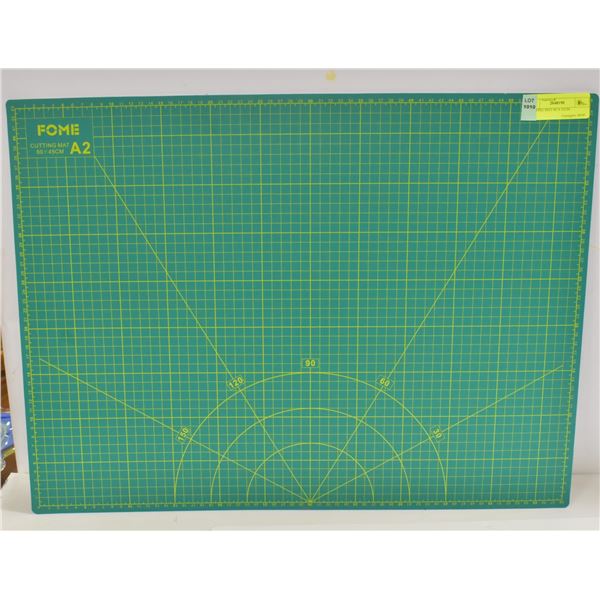 CUTTING MAT 60 X 45CM