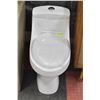 Image 1 : NEW BIANCO DUAL FLUSH WHITE PORCELAIN TOILET