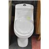 Image 1 : NEW BIANCO DUAL FLUSH WHITE PORCELAIN TOILET