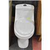 Image 1 : NEW BIANCO DUAL FLUSH WHITE PORCELAIN TOILET