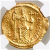 Image 2 : Byzantine Empire, AV solidus, Justin II, 565-578 AD, Constantinople mint, NGC Ch AU, strike 5/5, sur