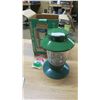 Image 1 : Coleman propane lantern No.880 in coleman box
